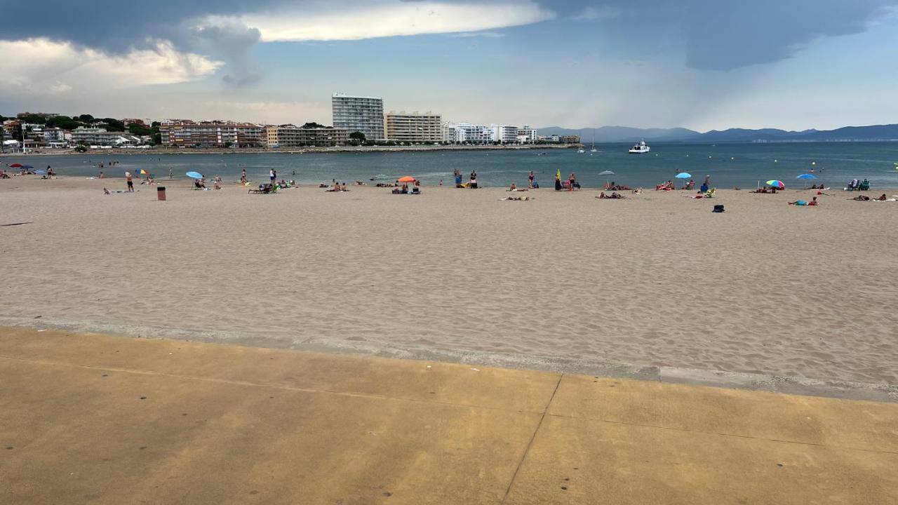 L' Escala Apartamento En La Playa. Free Parking. Free Wifi מראה חיצוני תמונה