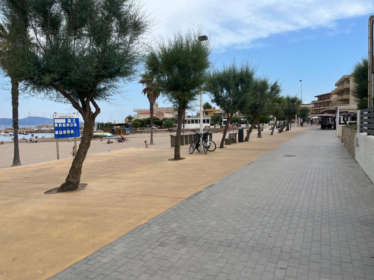 L' Escala Apartamento En La Playa. Free Parking. Free Wifi מראה חיצוני תמונה